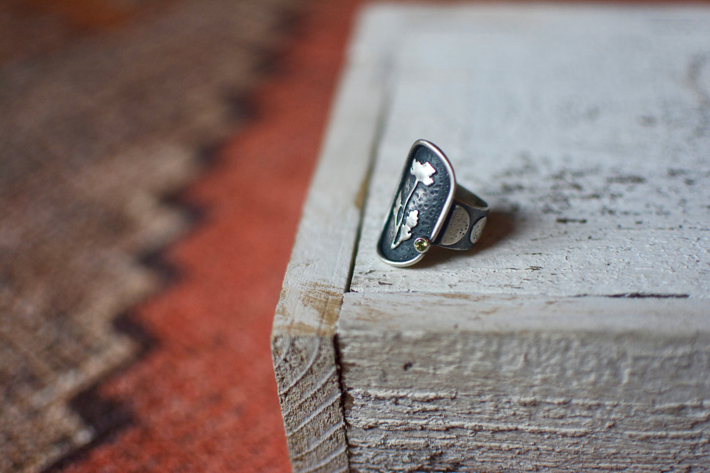 Poppy + Peridot Saddle Ring - Size 7.25