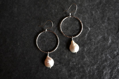 Freshwater Pearl + Hammered Hoop Earrings