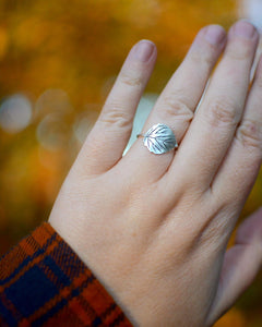 Aspen Leaf Ring - Size 7.5