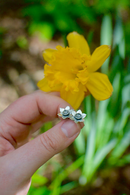 Daffodil Stud Earrings