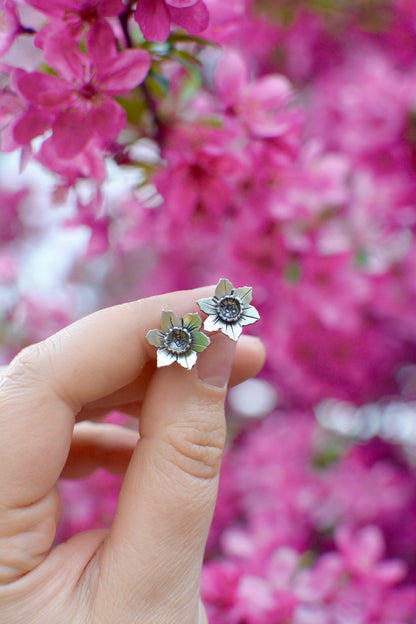 Daffodil Stud Earrings