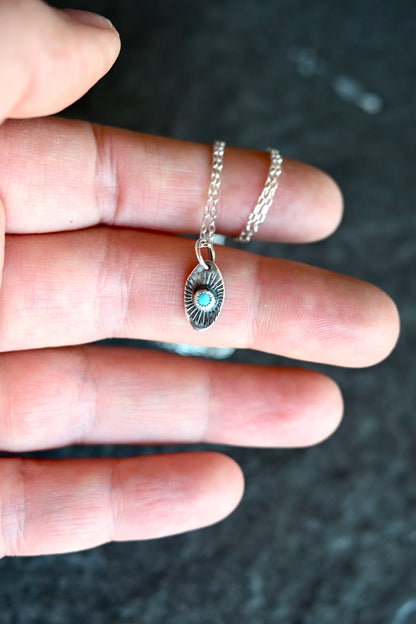 Campitos Turquoise Mini Pendant Necklace, 18"