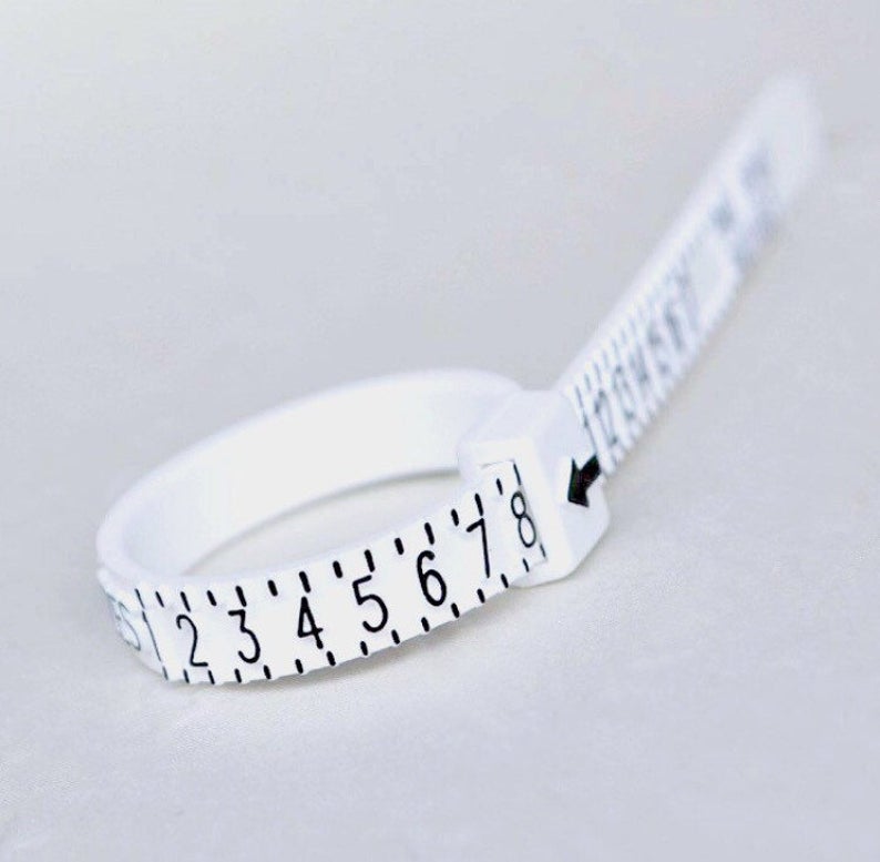 Find Your Ring Size // Ring Multi-Sizer